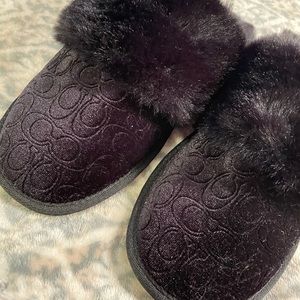 Coach Zuri Slipper NWOT